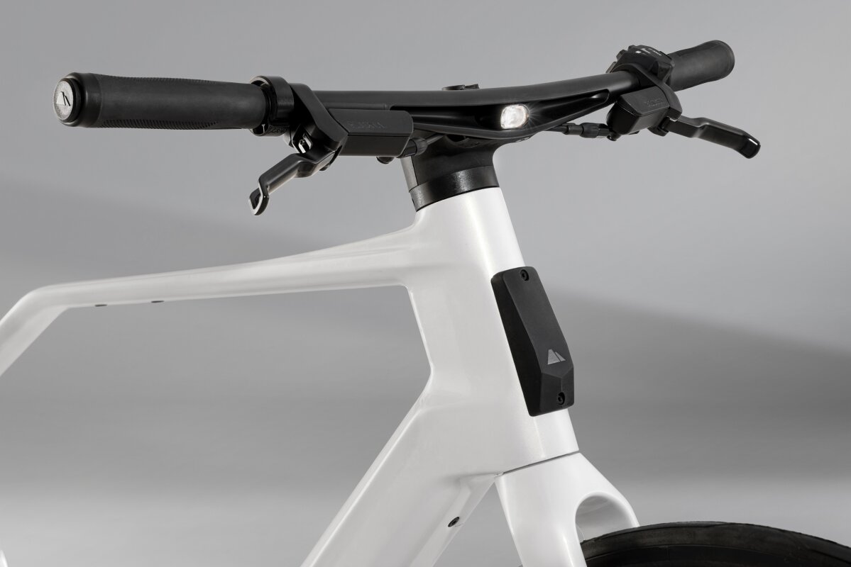 Canyon’s new ebike puts serious V2X safety smarts on 2 wheels