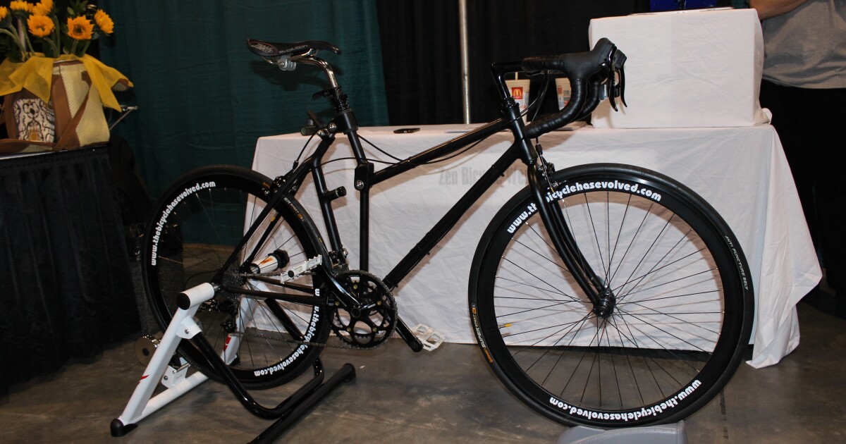 Darwin Bicycle folds forward for the climbs and sprints