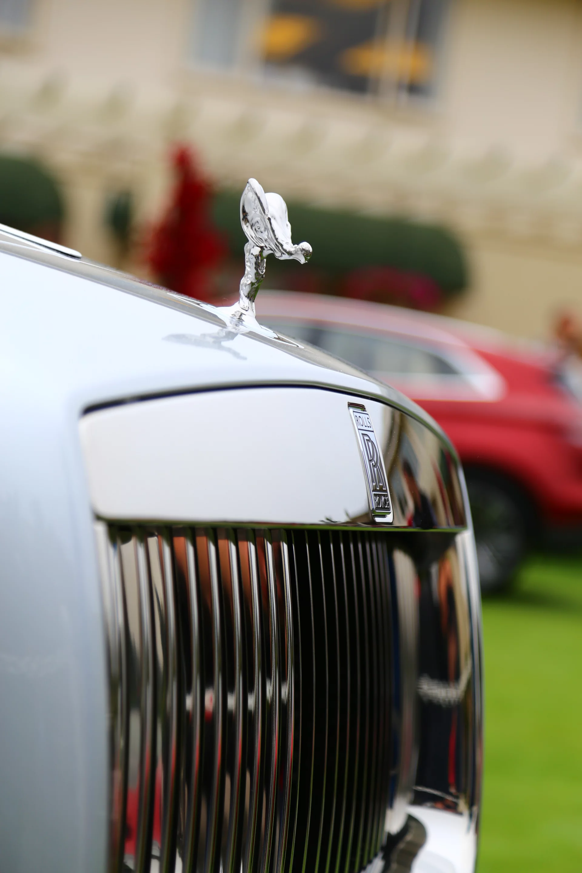 Rolls Royce Wraith has 624 hp (465 kW) on tap, making it the most powerful Rolls Royce in the company's history (Photo: Angus MacKenzie/Gizmag.com)