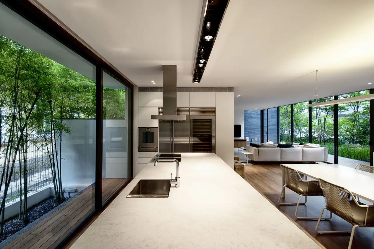 The kitchen on the ground floor (Photo: Bryan van der Beek and Edward Hendricks)
