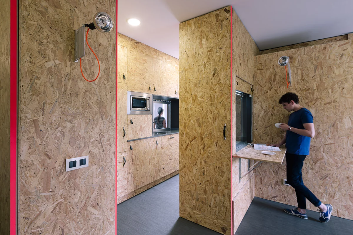 Construction on Pop-Up House began in March 2013, and was completed in May 2014 (Photo: Miguel de Guzmán )