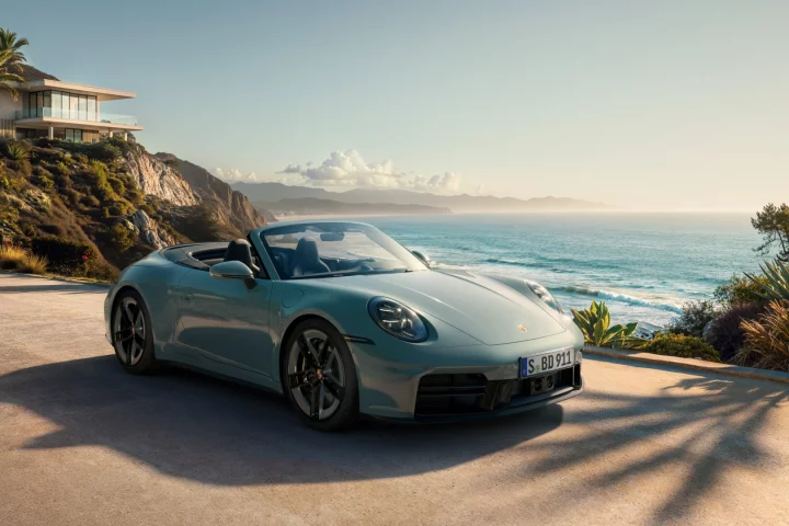 The introduction of new models expands the current 911 portfolio to 17 cars
