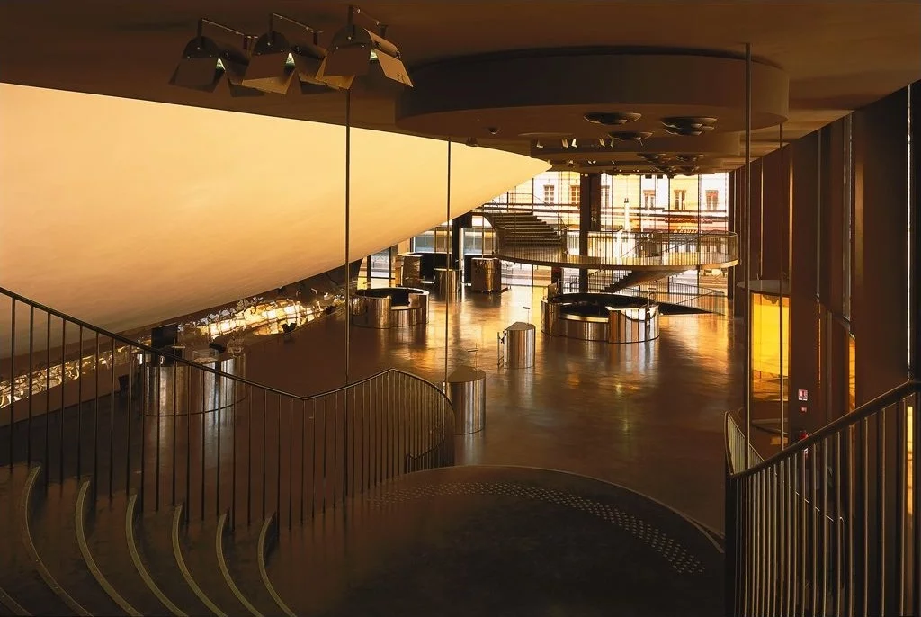 The atrium of the Grand Théâtre d'Albi (Photo: Georges Fessy / DPA / Adagp.)