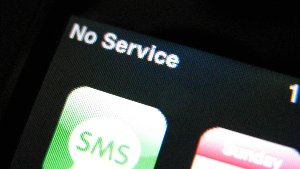 Australian researchers have developed software that creates a mesh network using Wi-Fi enabled mobile phones (Image: dbrulz via Flickr)