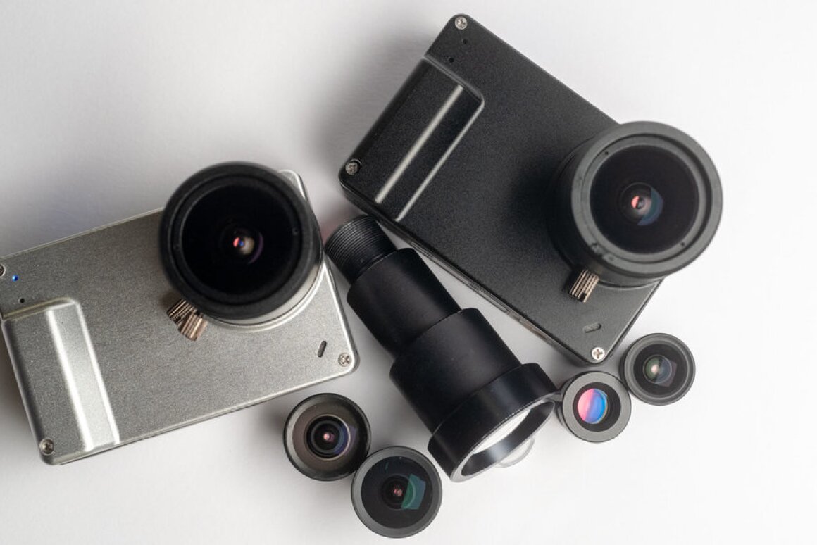 TinyMOS reaches for the stars with world's smallest astronomy camera