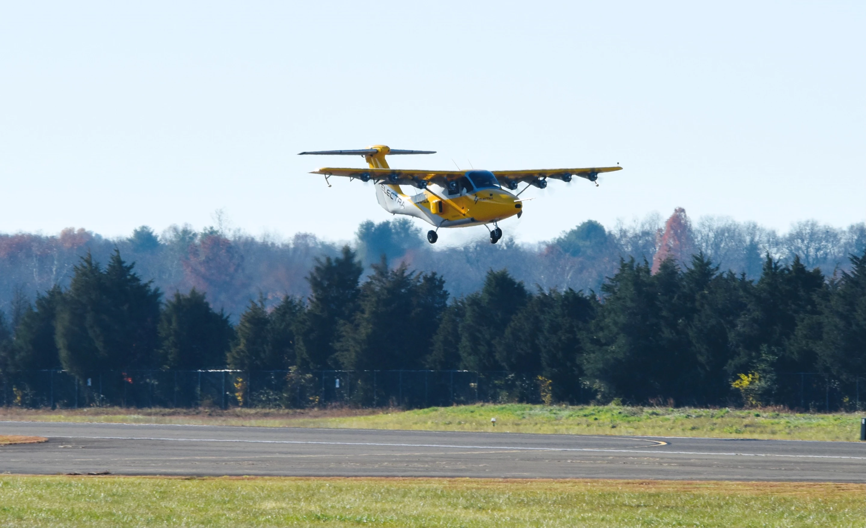 The Electra EL-2 Goldfinch takes off at Virginia's Manassas Regional Airport