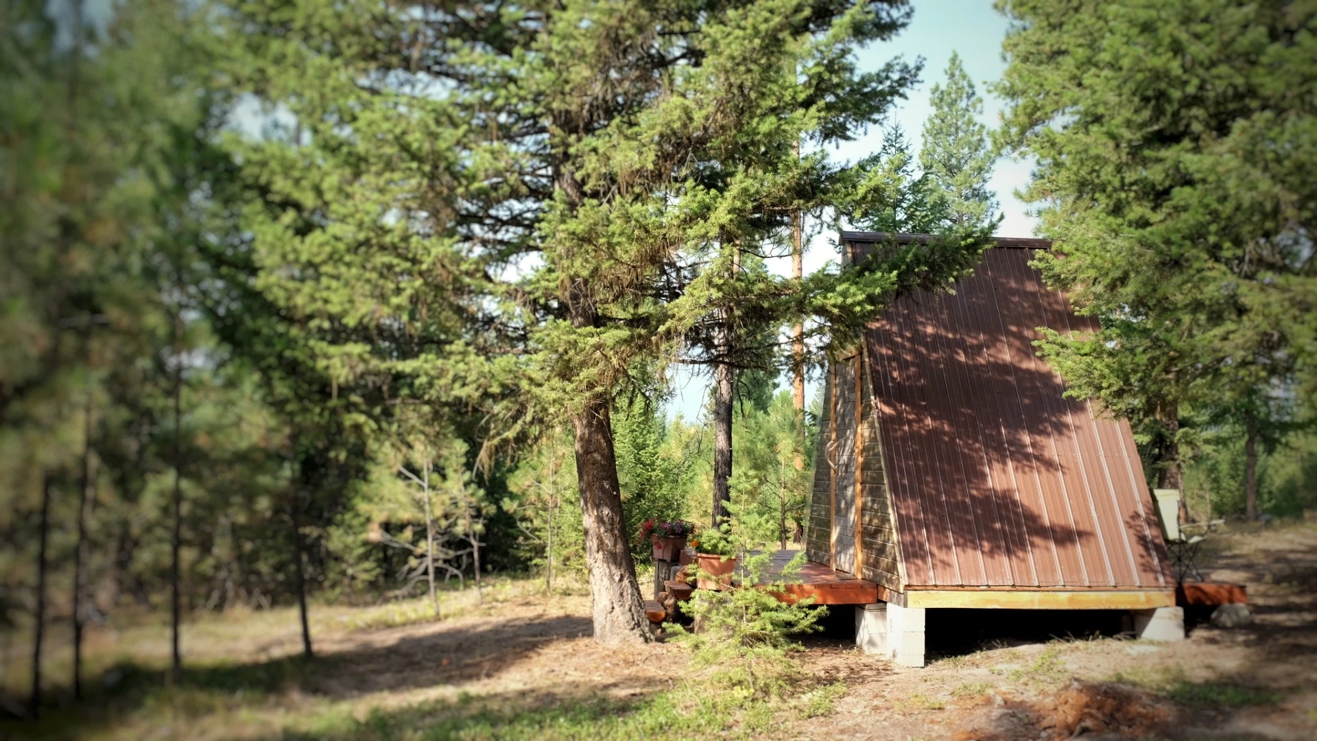 The cabin was built using recycled materials