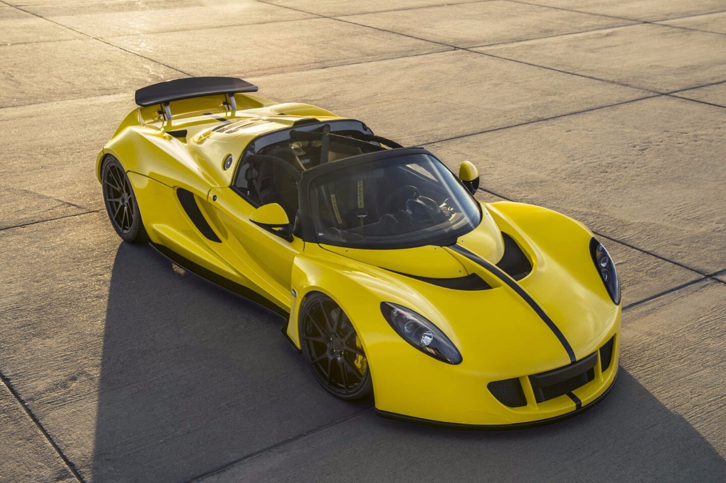 265 mph ... with the top "down"
