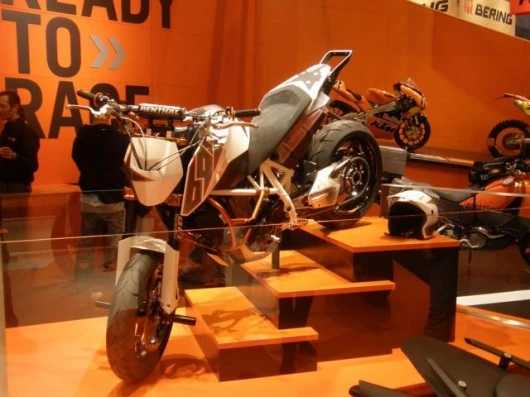 KTM's 690 Stunt @ Paris