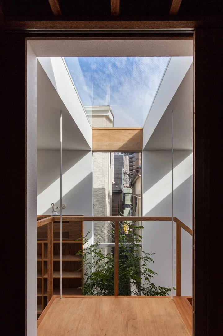 The House in Ouji was created for a couple, one a game designer and one a broadcast writer