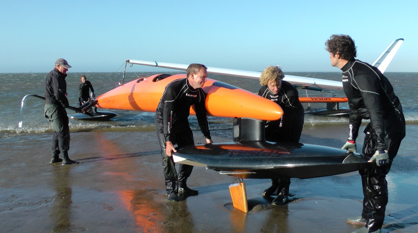 Prepping the Sailrocket. Image copyright Helena Darvelid and Vestas Sailrocket.
