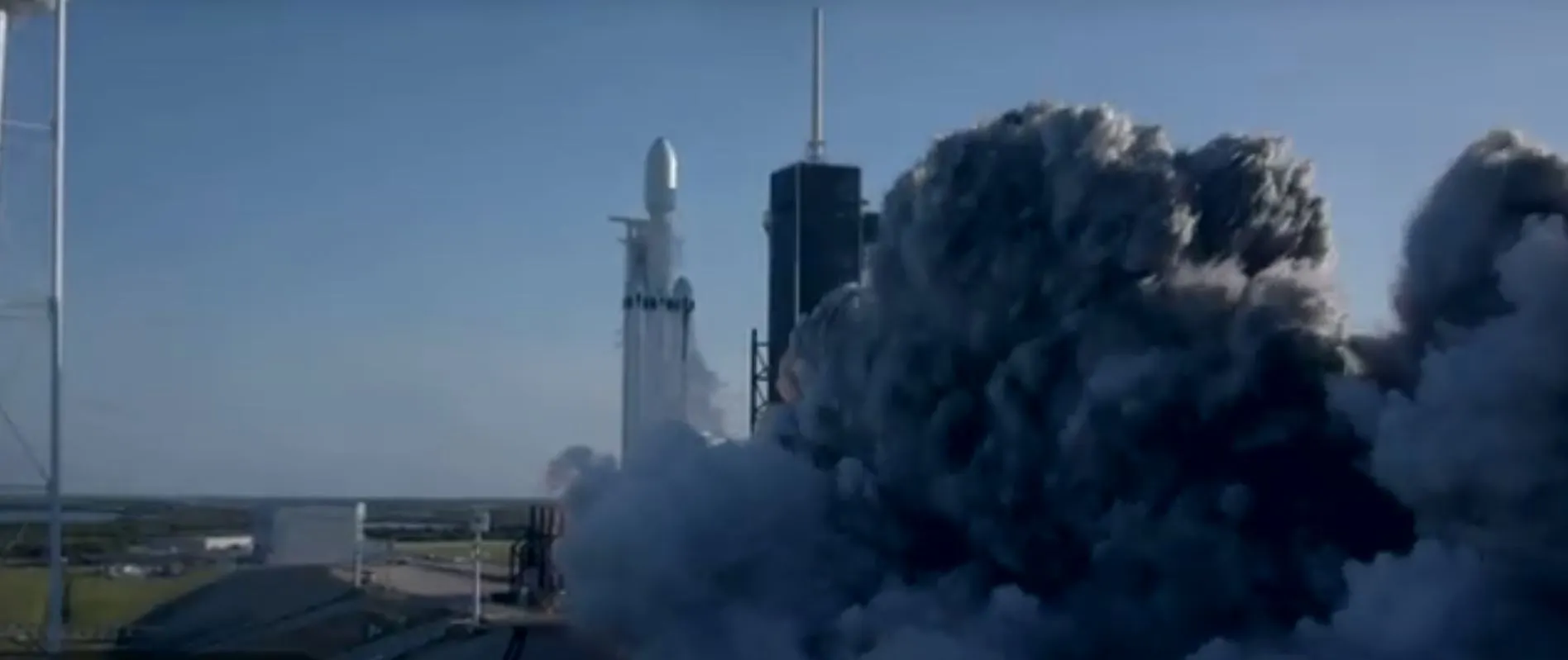 Arabsat-6A lifting off