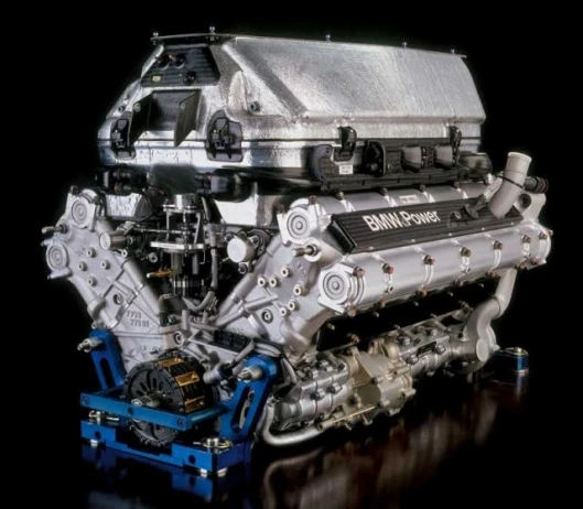 The F1 motor to which the V10 bears a striking resemblance