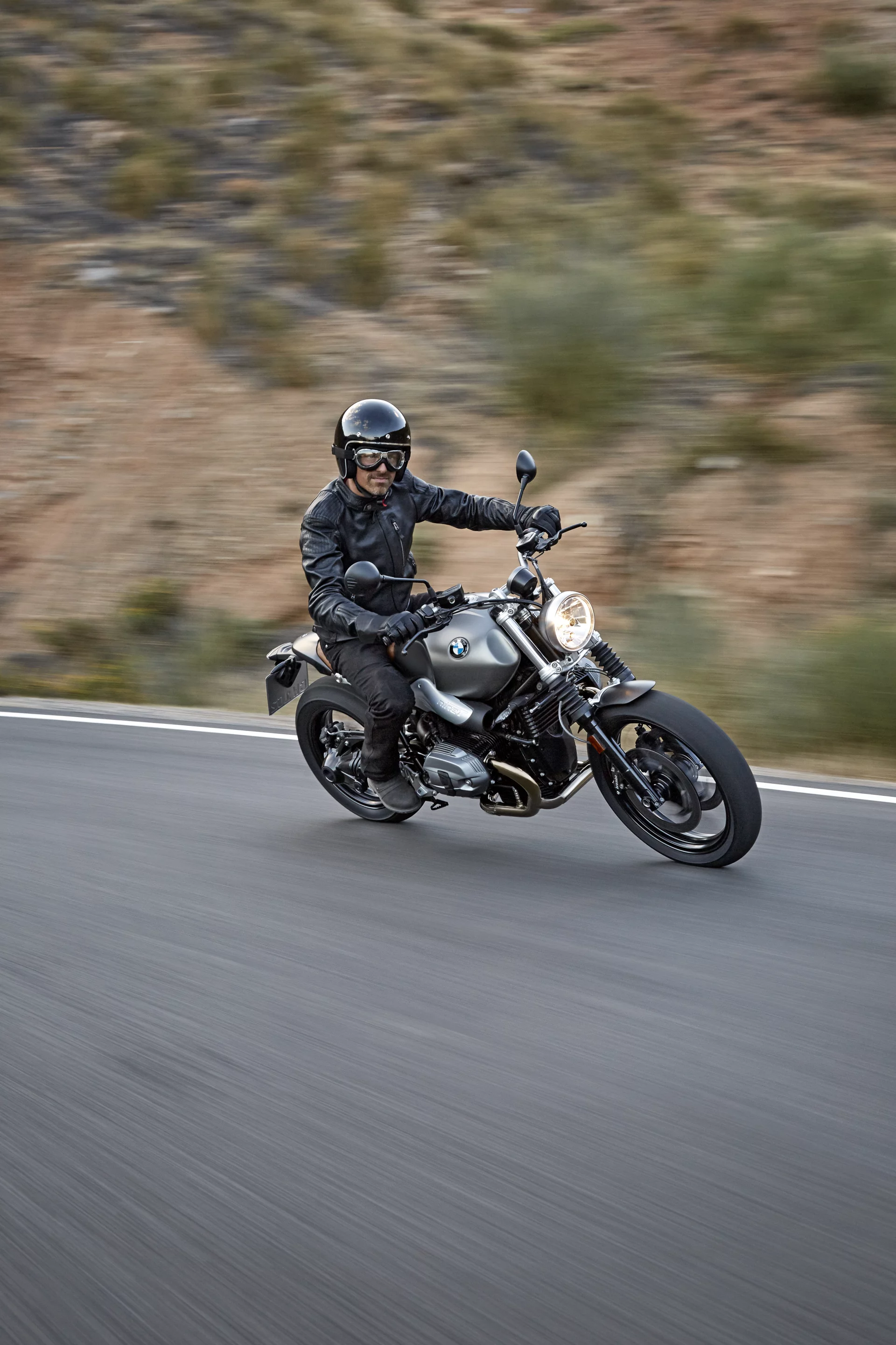 Leaning in with the new BMW R nine T Scrambler