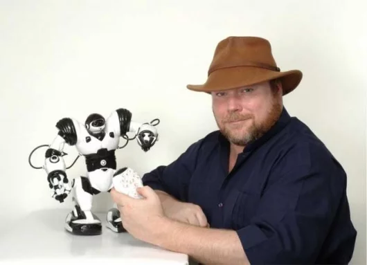 Tilden and RoboSapien I