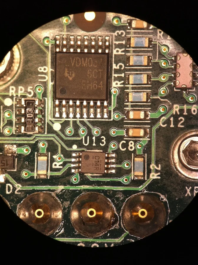 Magnifi universal photoadapter case for iPhone 4 and iPhone 4S