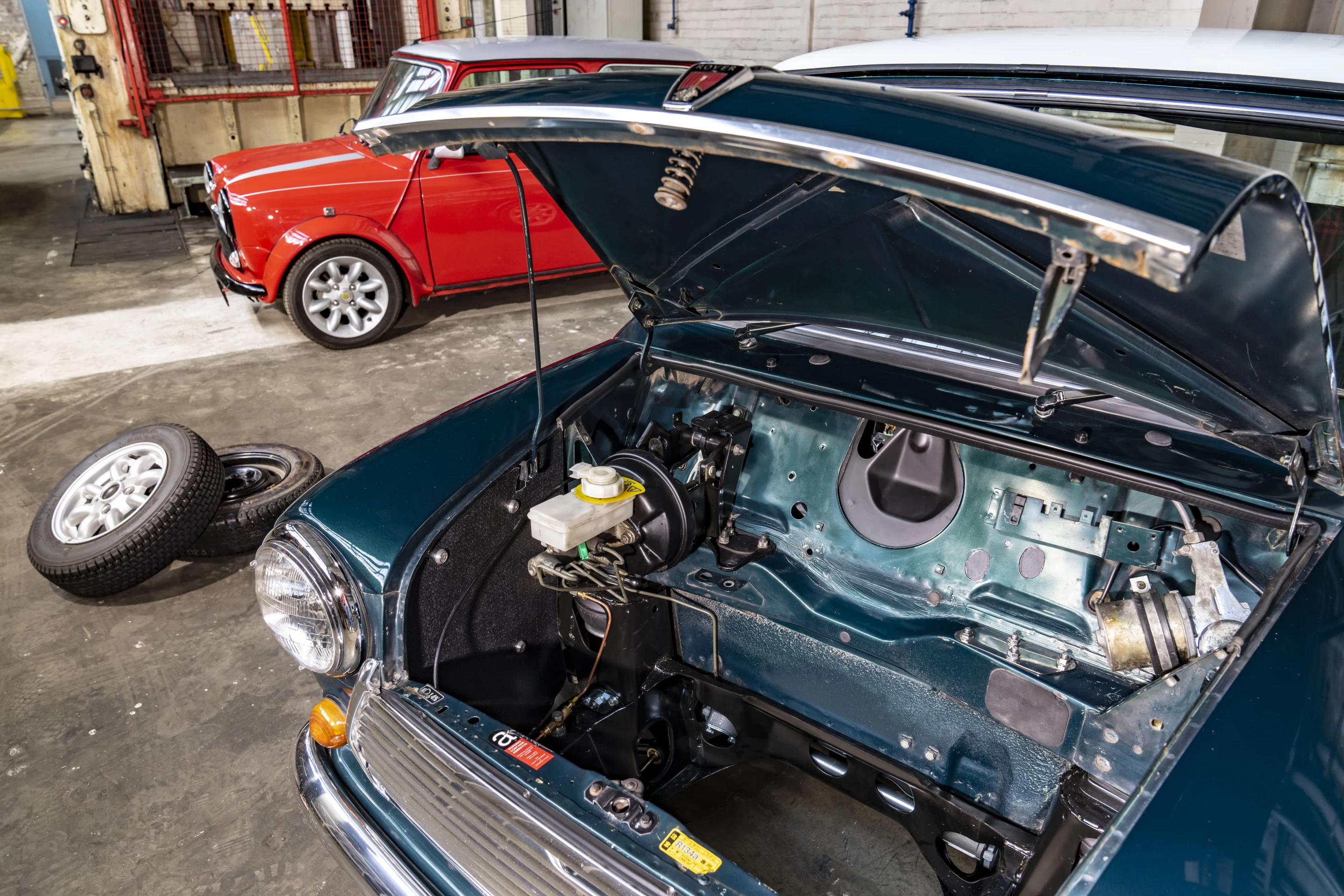 The Mini Recharged team says that only reversible changes are made during the conversion, making it possible to restore the vehicle to its original configuration if desired
