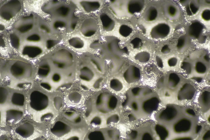 Aluminum-Cemet at 40x magnification