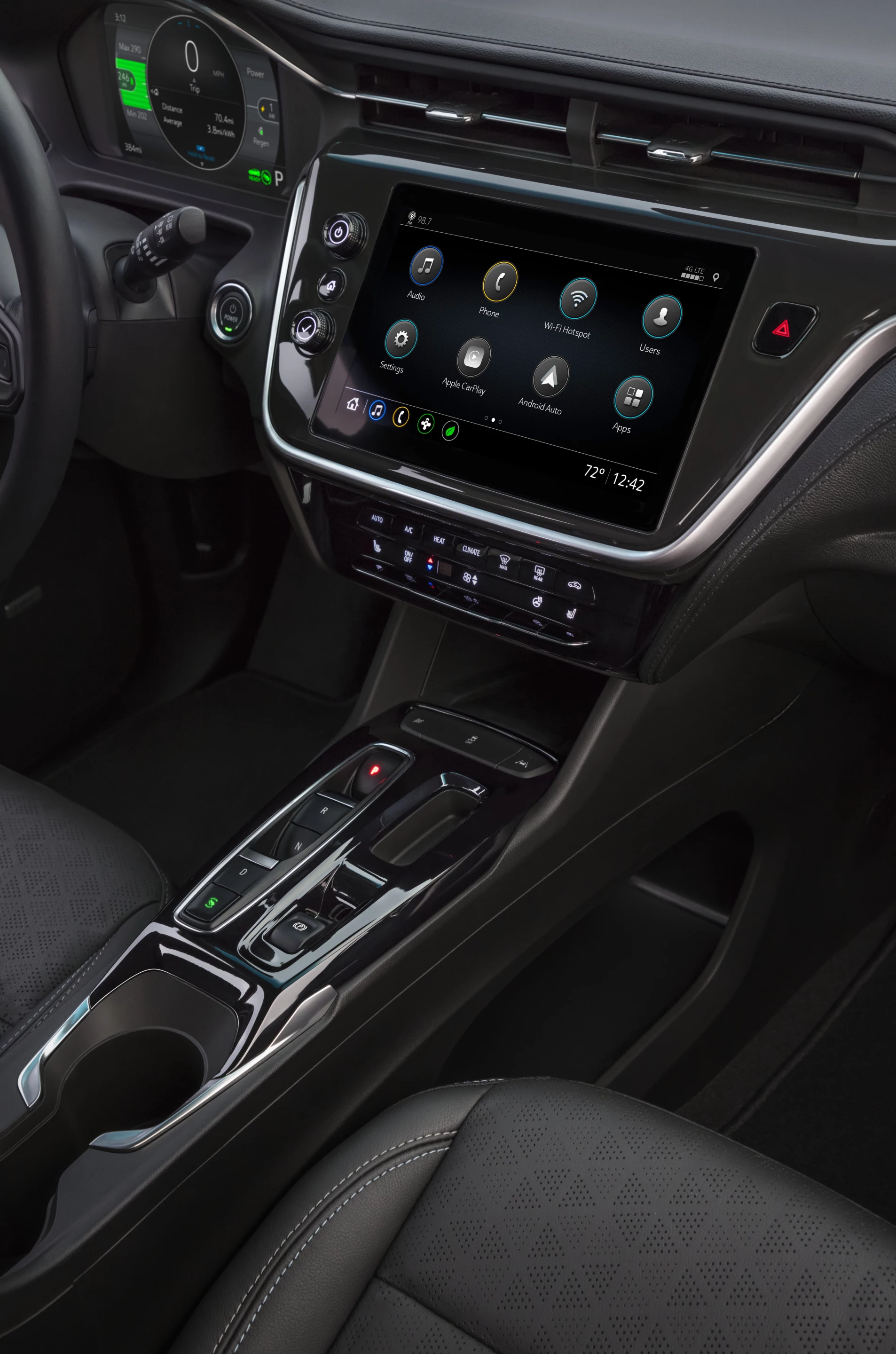 Streamlined center console gives you extra room