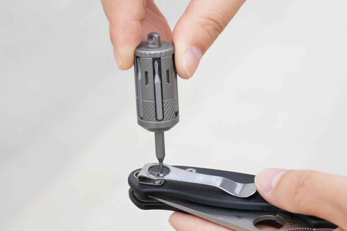 The small-but-capable FixBoy is presently on Kickstarter