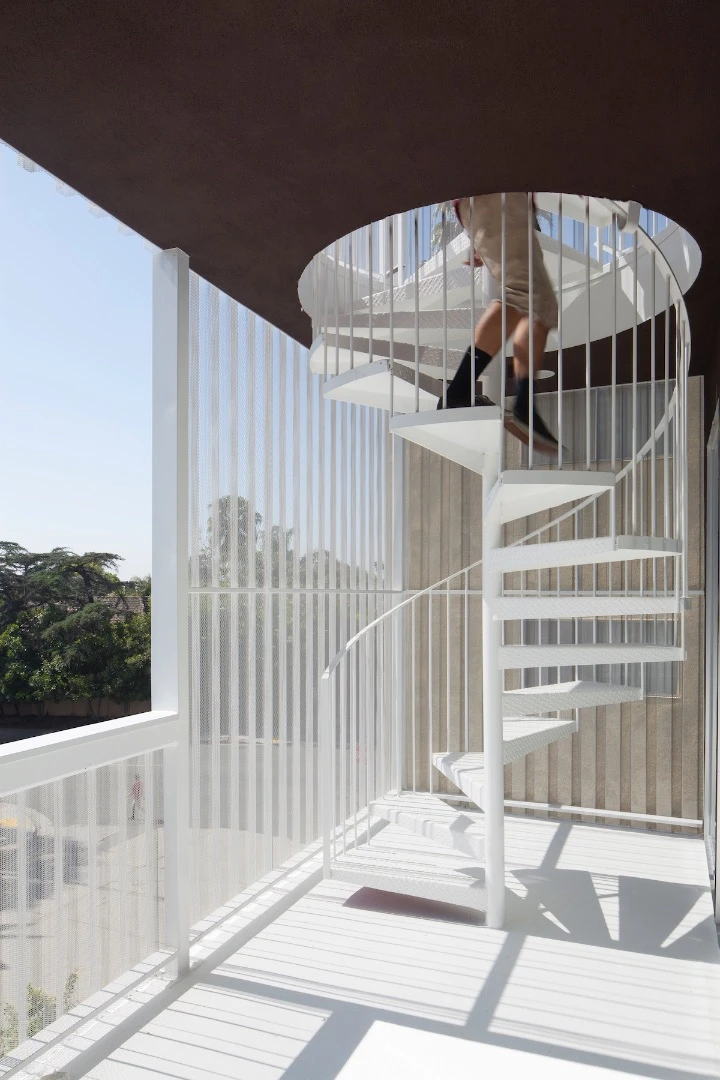 Cloverdale749 in Los Angeles was designed by Lorcan O'Herlihy Architects and comprises a number of attractive apartments in what was deemed a challenging plot