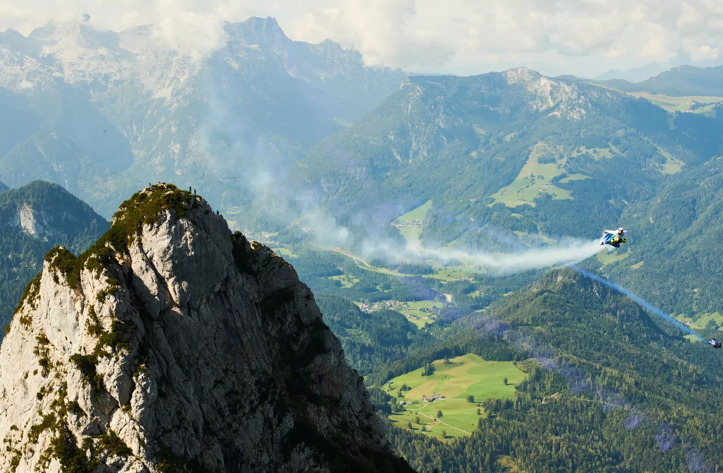 The electric wingsuit can add 15 kW of electric power to your flight for up to five minutes, enabling wingsuit pilots to accelerate and climb for the first time