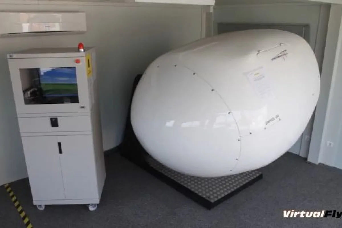 The OVO-4 is a full-motion, fully-enclosed light aircraft flight simulator, that can be yours for just under $60,000 (Photo: VirtualFly)