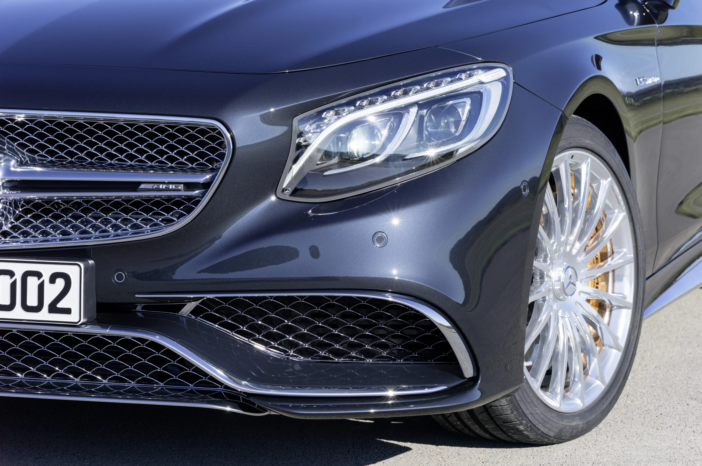 Mercedes-Benz S65 AMG Coupe details