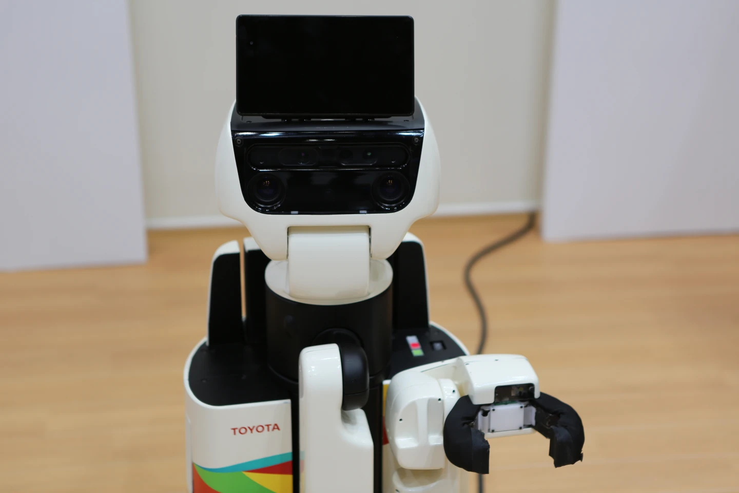 Toyota's Human Support Robot can serve as a telepresence robot by attaching a tablet to its head (Photo: Mike Hanlon, Gizmag)