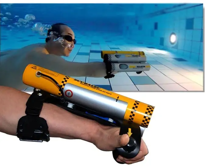 The Scubalec looks like a weapon but is a tamer device, built to give you some underwater boost