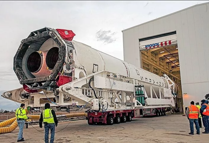 The Cygnus/Antares spacecraft on the transporter/erector vehicle (Photo: NASA)