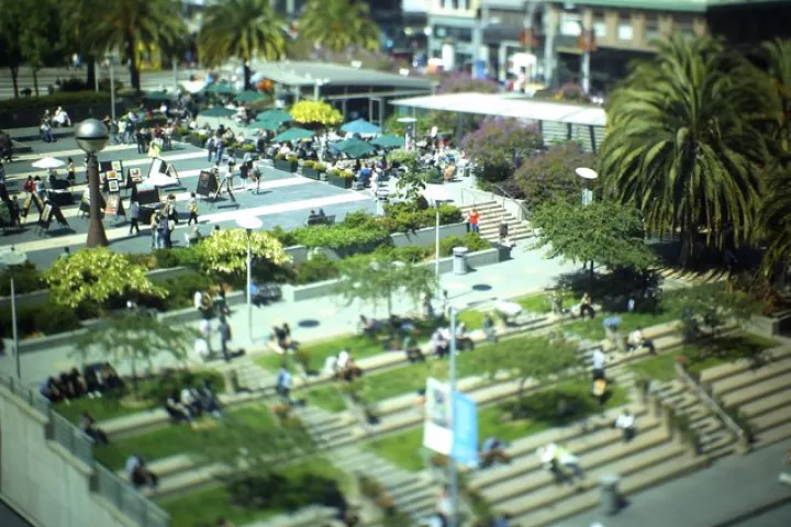 A tilt-shift photograph taken with the NeinGrenze 5000T (Photo: Photojojo)