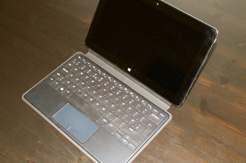 A lightweight keyboard for use on-the-go is available for the Venue 11 Pro (Photo: Stu Robarts/Gizmag)