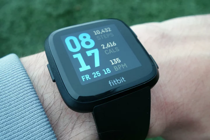 The Fitbit Versa smartwatch manages to feel as light as some fitness trackers