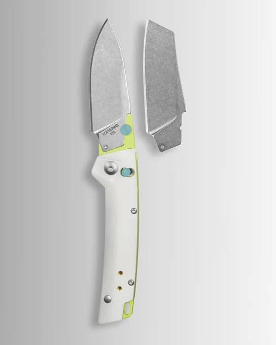 Parts users can choose between a premium S30V stainless steel workblade or a 154CM blade more geared toward everyday use
