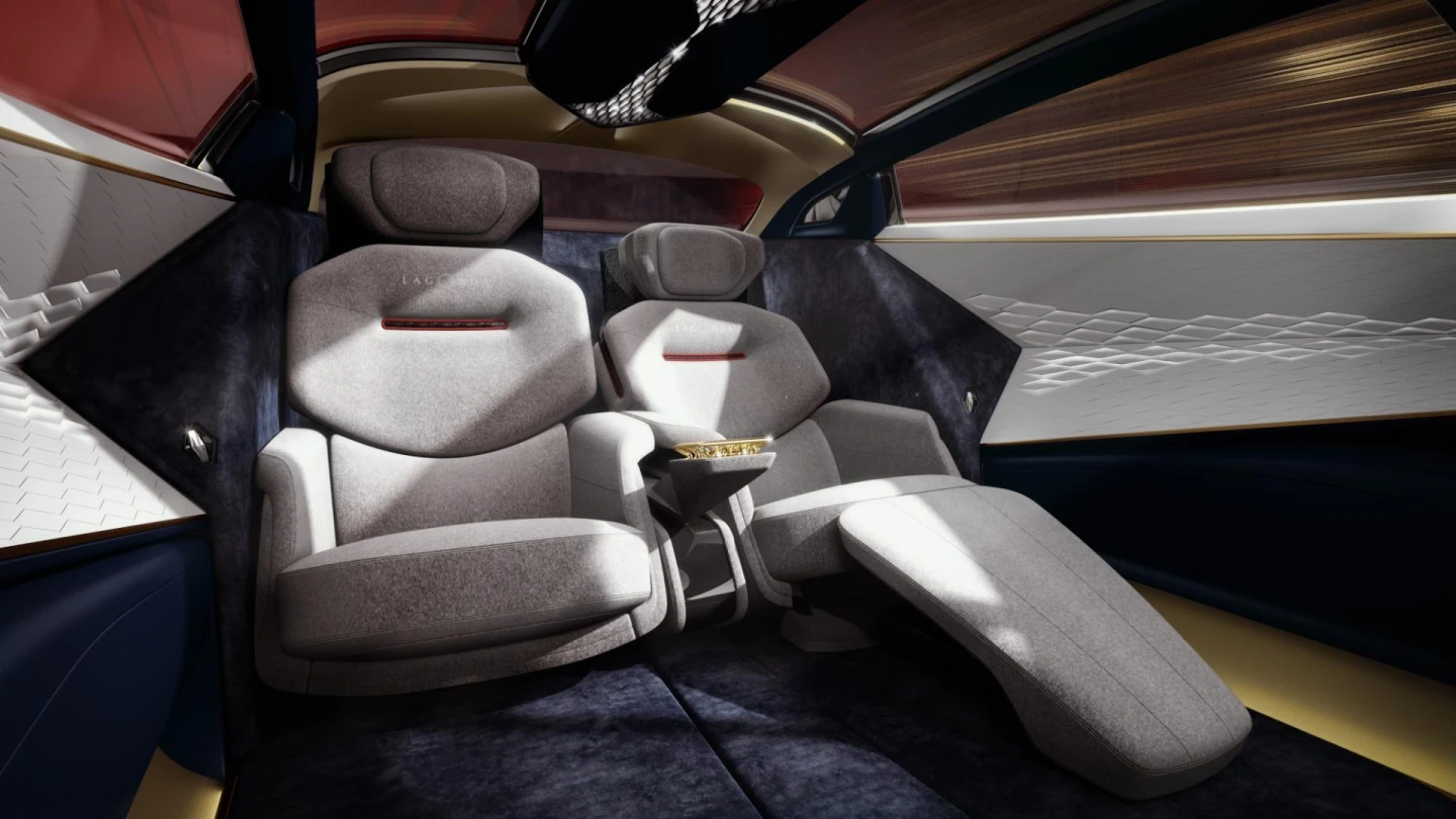 A sort of chaise lounge-style seat