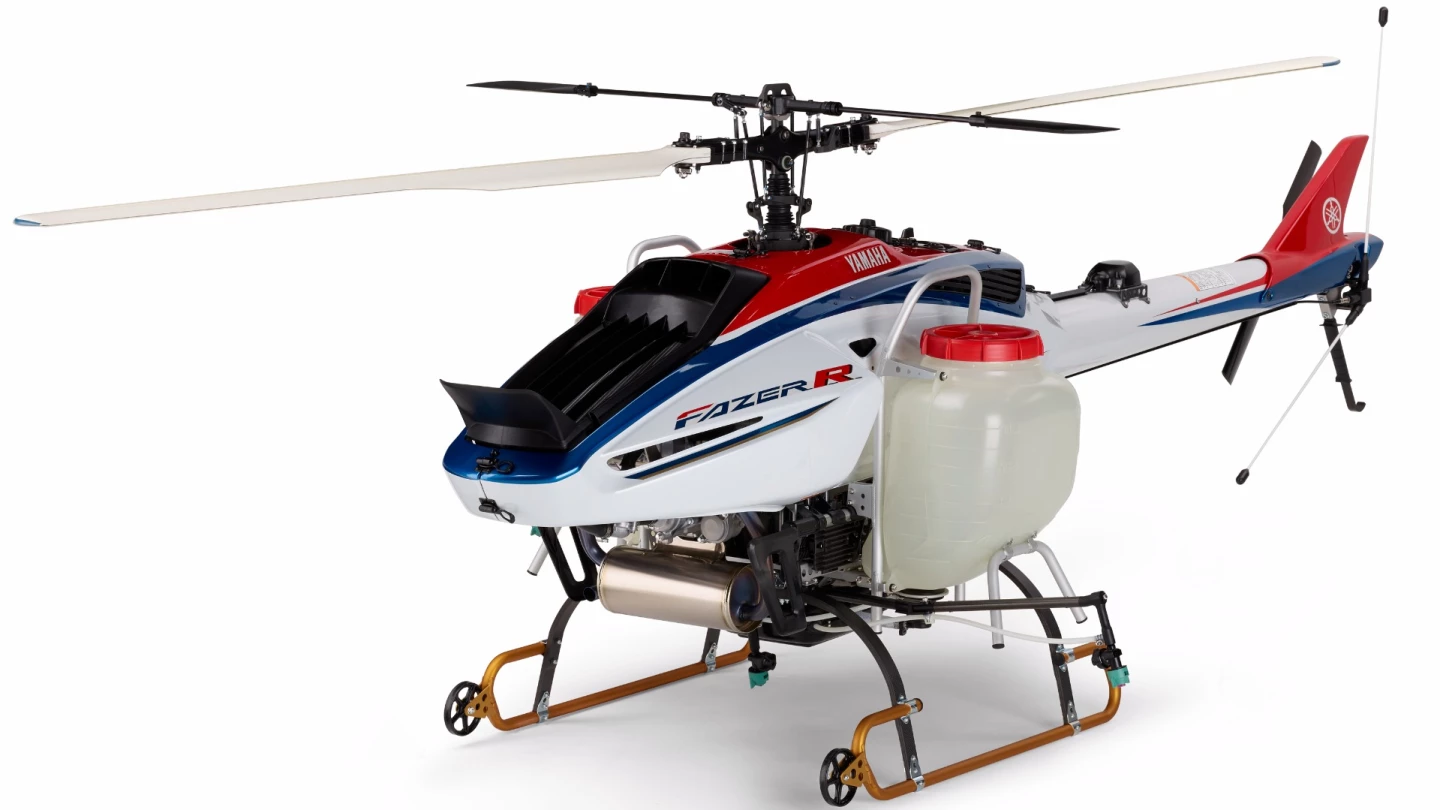 First launched in November 2016, the FAZER R features a class-leading maximum 32 liter agrochemical payload, allowing the spraying of four hectares without reloading chemicals or refueling