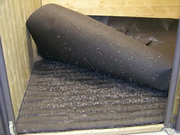 Soft Stall, a Cozy Cow-like mattress that Champagne Edition makes for horses