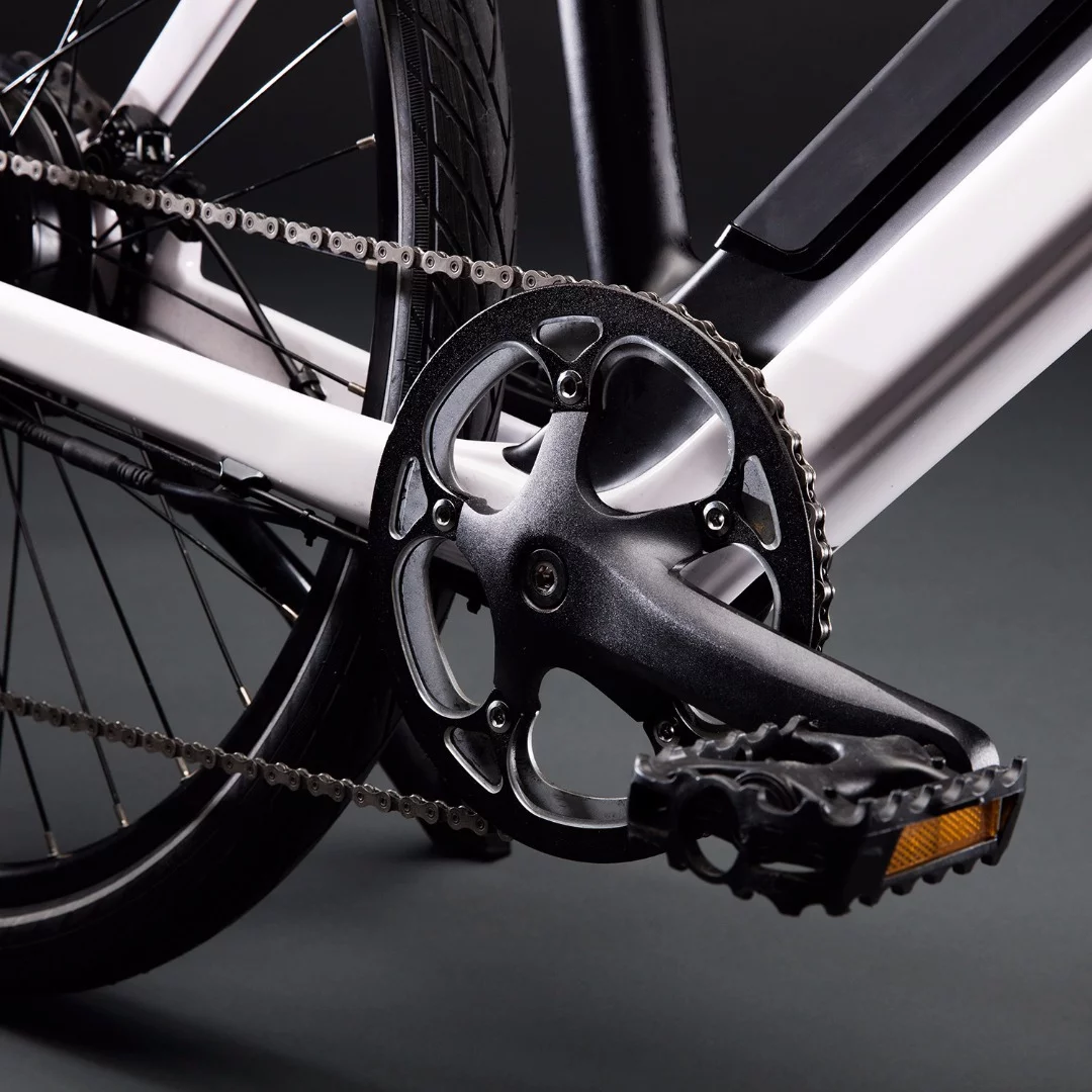 9 levels of electric assist boost pedaling power