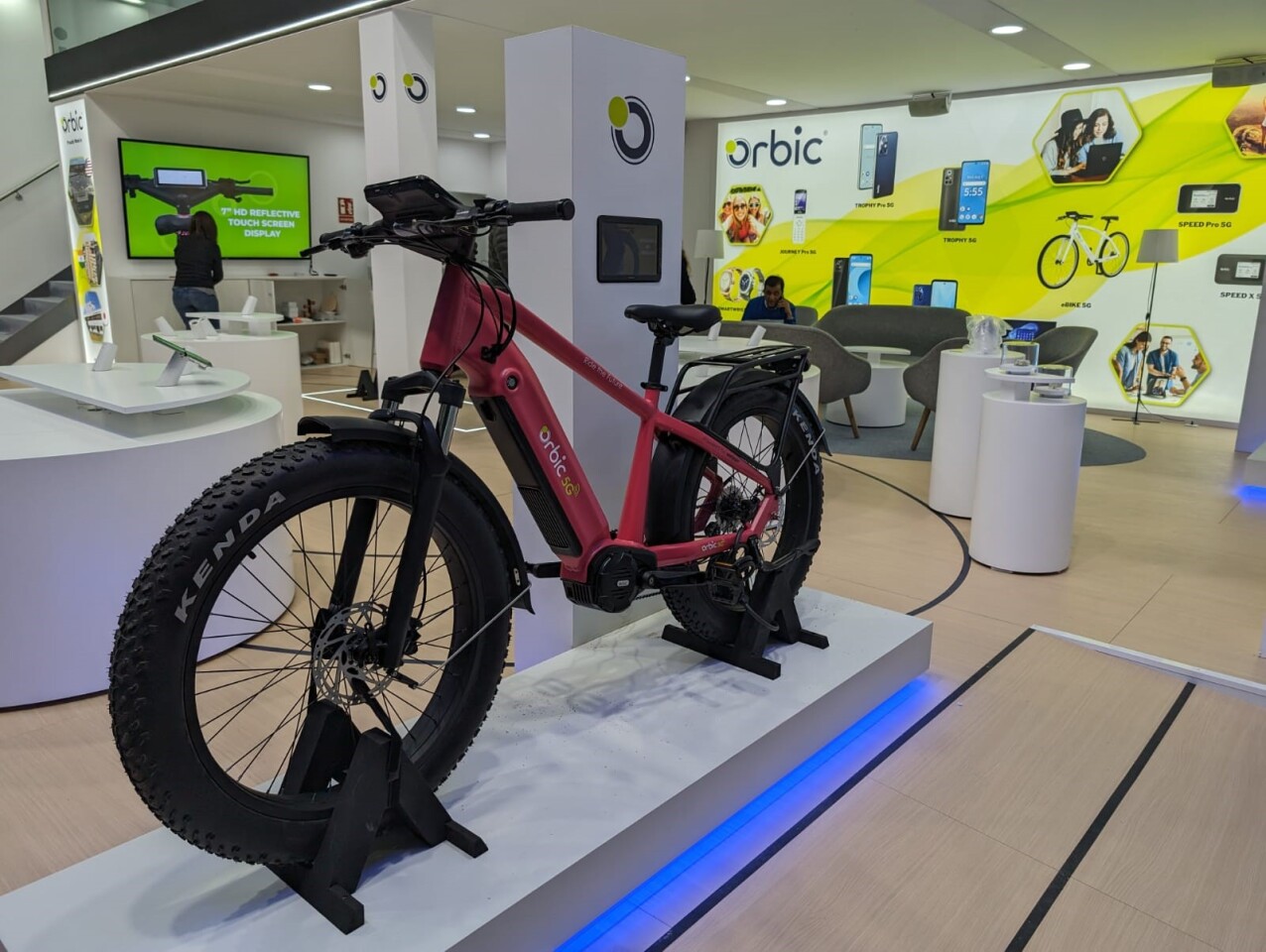 Orbic 5G electric bike features AI-powered obstacle avoidance and collision detection system