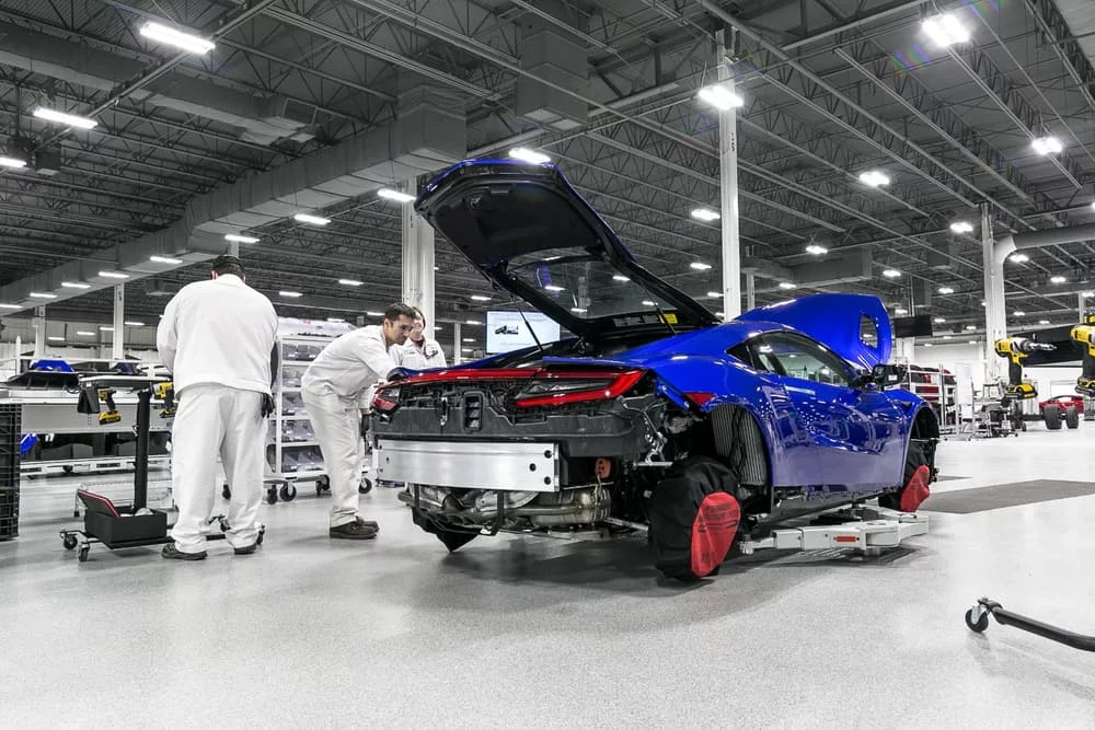 The Honda NSX being put together