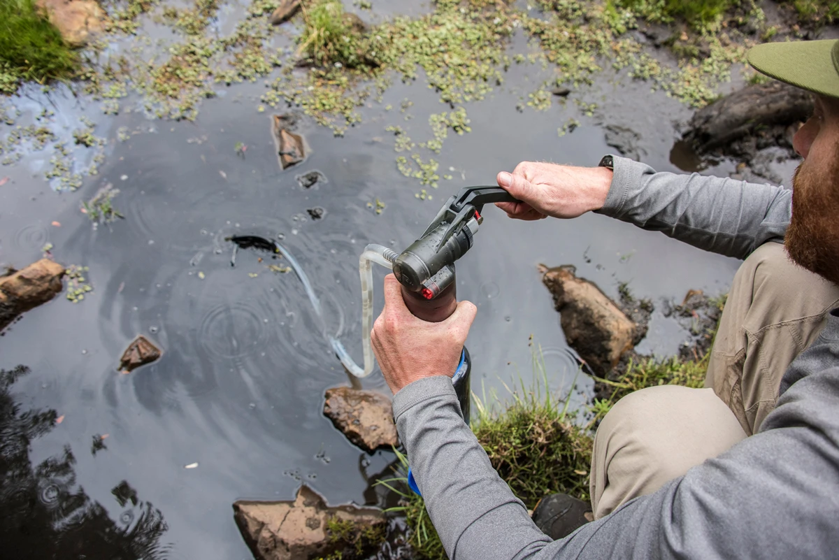 The MSR Guardian can filter and purify up to 2.5 liters of water per minute, removing viruses, bacteria, protozoa and particulate matter