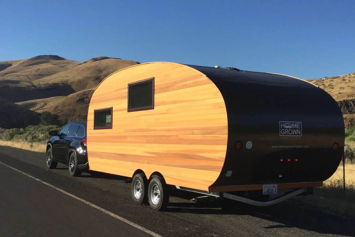 The Timberline can run either from a standard RV-style hookup or off-the-grid with a maximum 800-watt solar panel array and 6 kWh lithium-ion battery