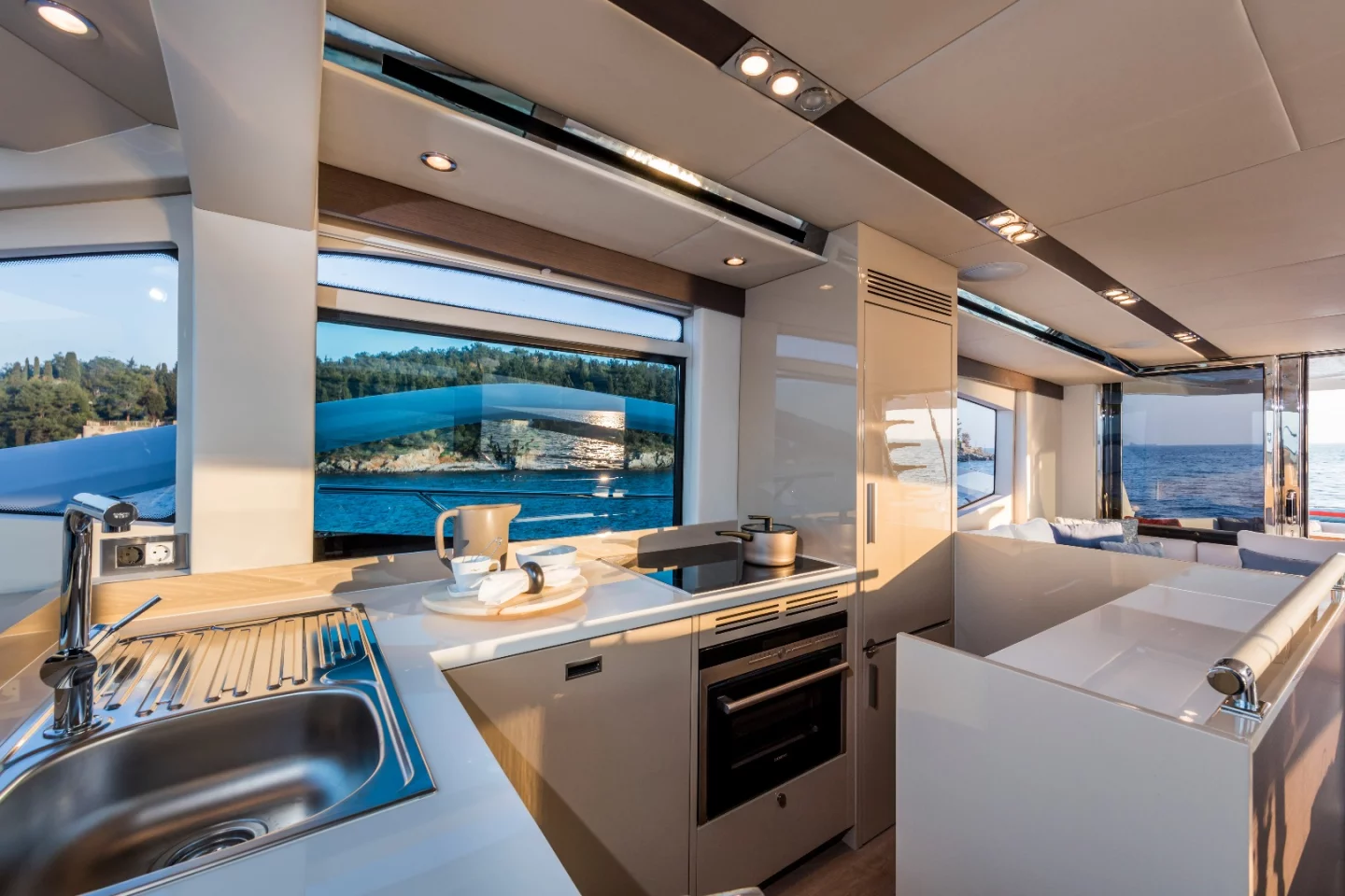 The galley in the 62FLY has space to prepare a buffet