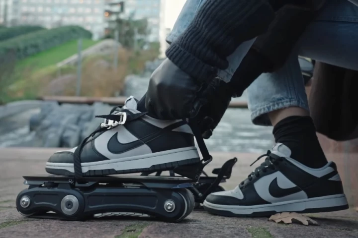 Rollkers should sell for around $700 a pair