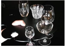 Hold all shapes of stemmed glasses