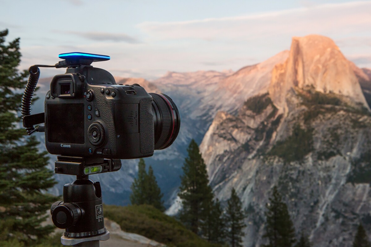 Pulse lets you control camera settings from a smartphone