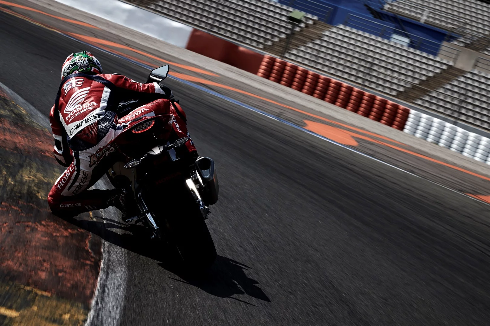 Nicky Hayden while testing the Honda CBR1000RR Fireblade SP