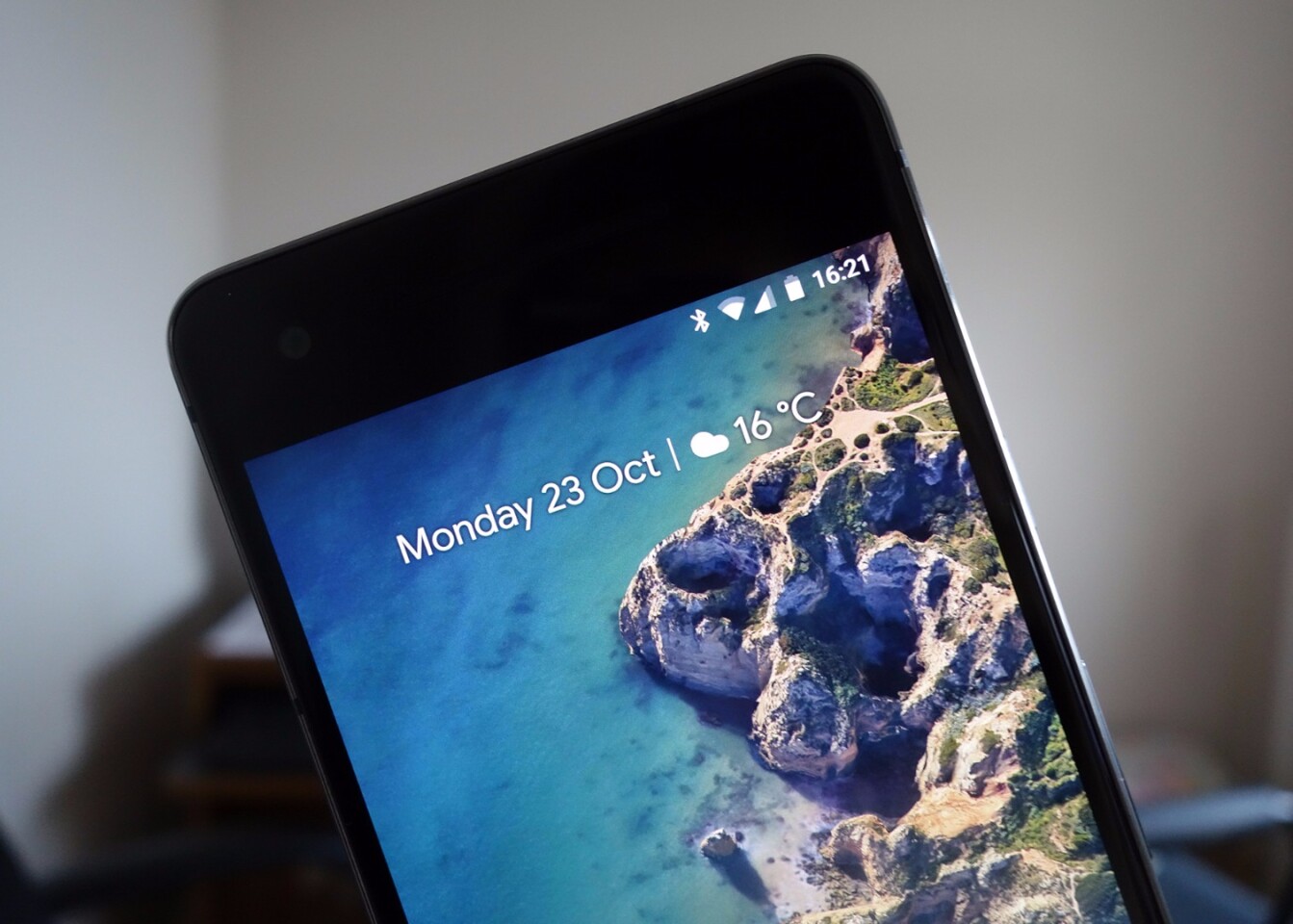 Stock Android has become Pixel Android, complete with Google's own live wallpapers and a weather widget