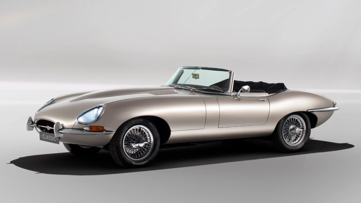 The Zero E-Type is indistinguishable from the original at a glance, though the intake and exhaust roar of the 3.8/4.2 DOHC six-cylinder engine will be missing, and the main giveaways will be the modified instrumentation and dashboard fascia and the LED headlights.